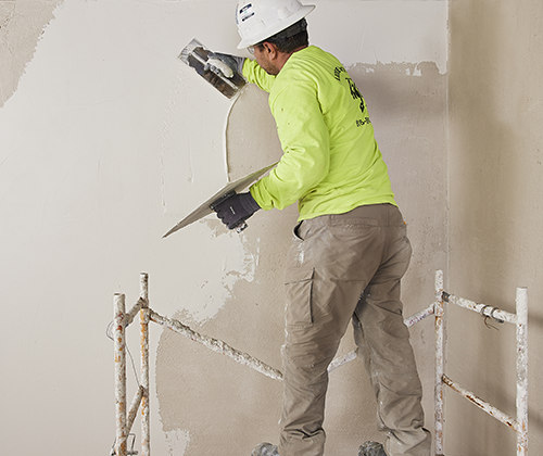 5 Quick Tips to Hire the Best Plaster Repair Contractor that Helps You Save Big Money