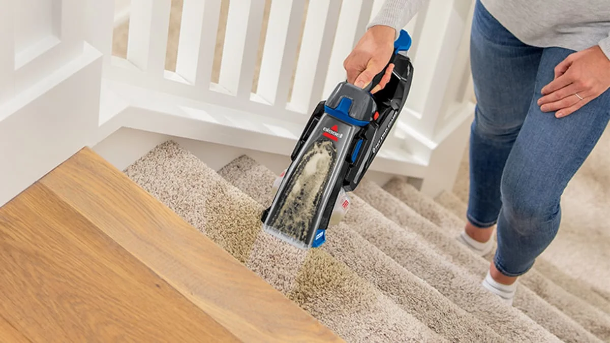 10 Things to Consider When Choosing A Carpet Cleaner